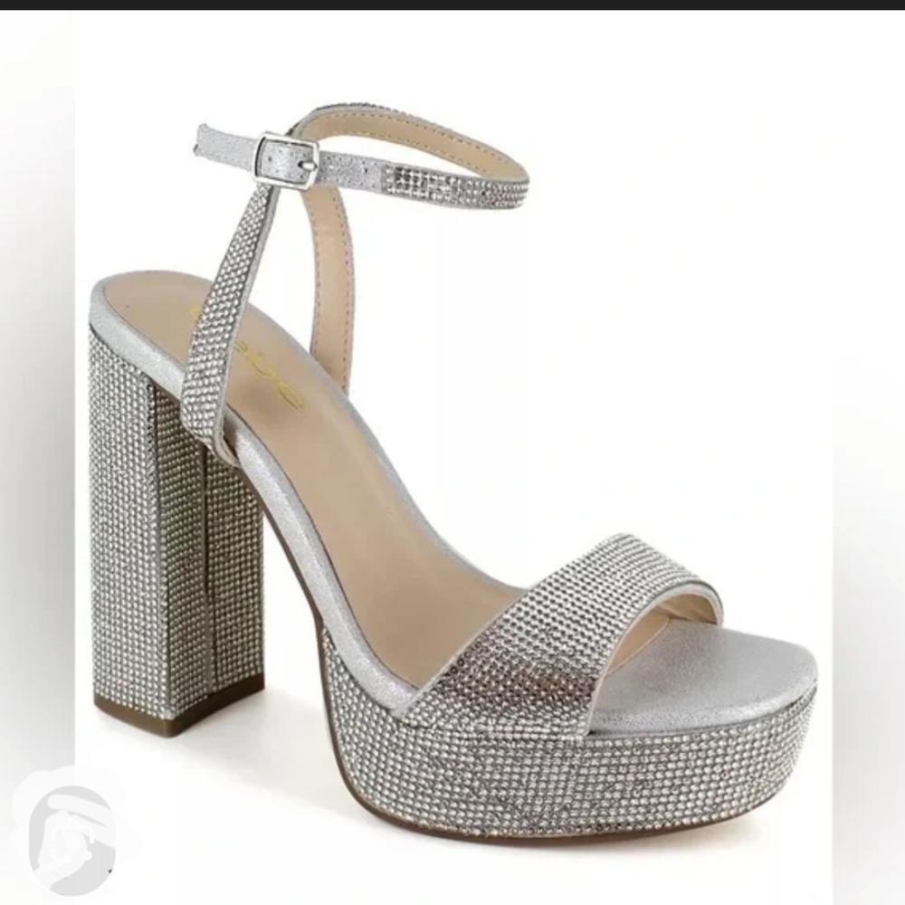 NWT Women's Bebe Shayla Silver Platform Block Heels 8.5